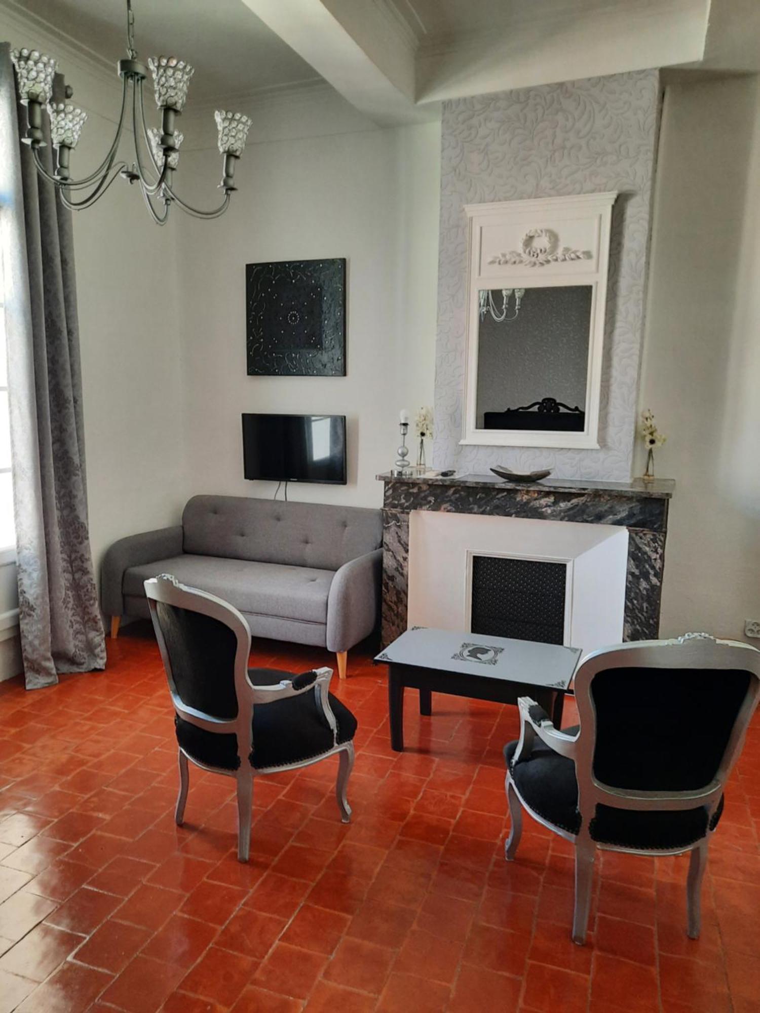 Chambres D'Hotes Belle Vigneronne Montagnac  Esterno foto